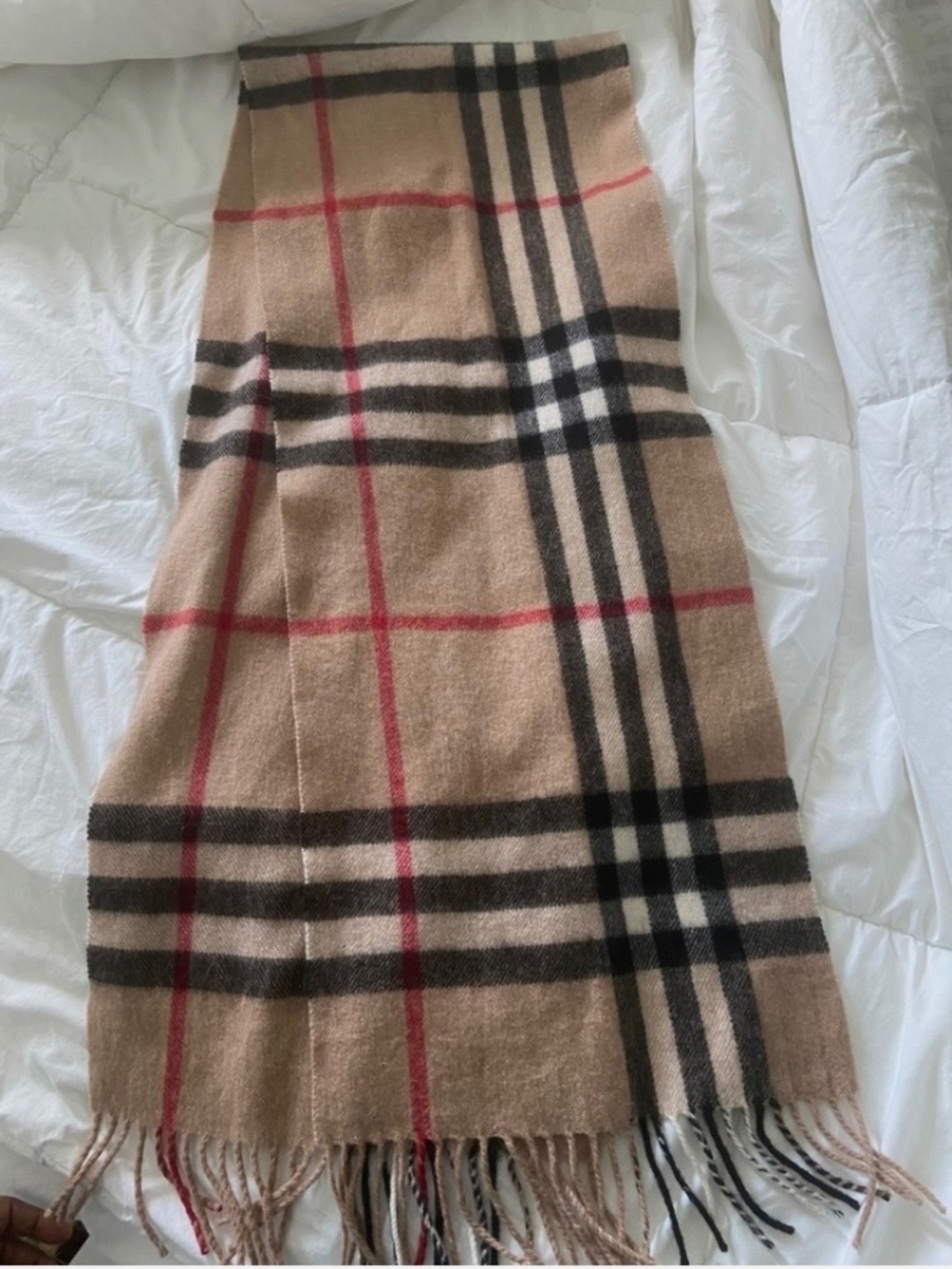 Authentic Vintage Burberry Nova Check Lamb Wool Scarf in Good Condition